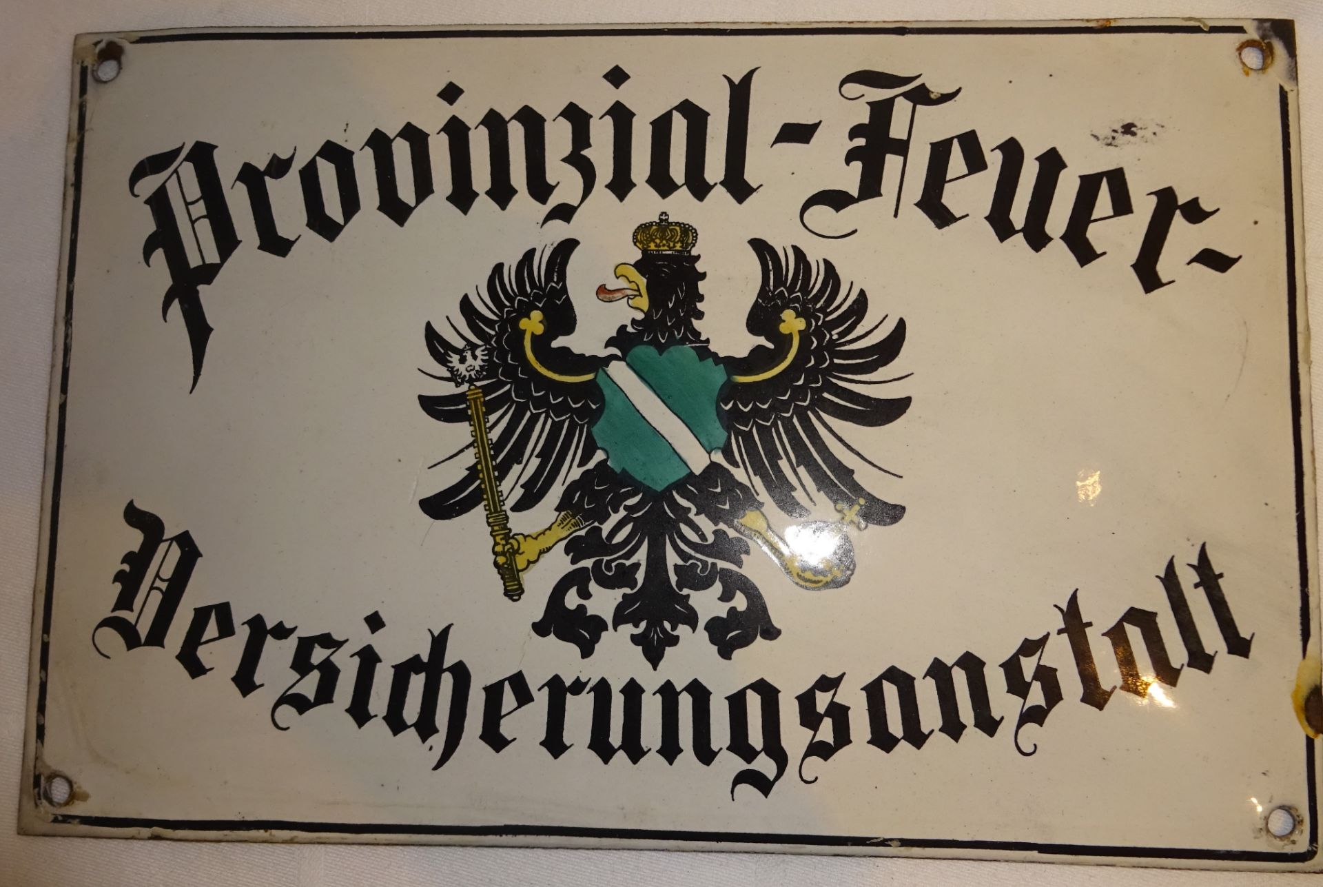 altes Emailleschild "Provinzial-Feuer-Versicherungsanstalt", recht guter Zustand. Maße: Länge ca. 24