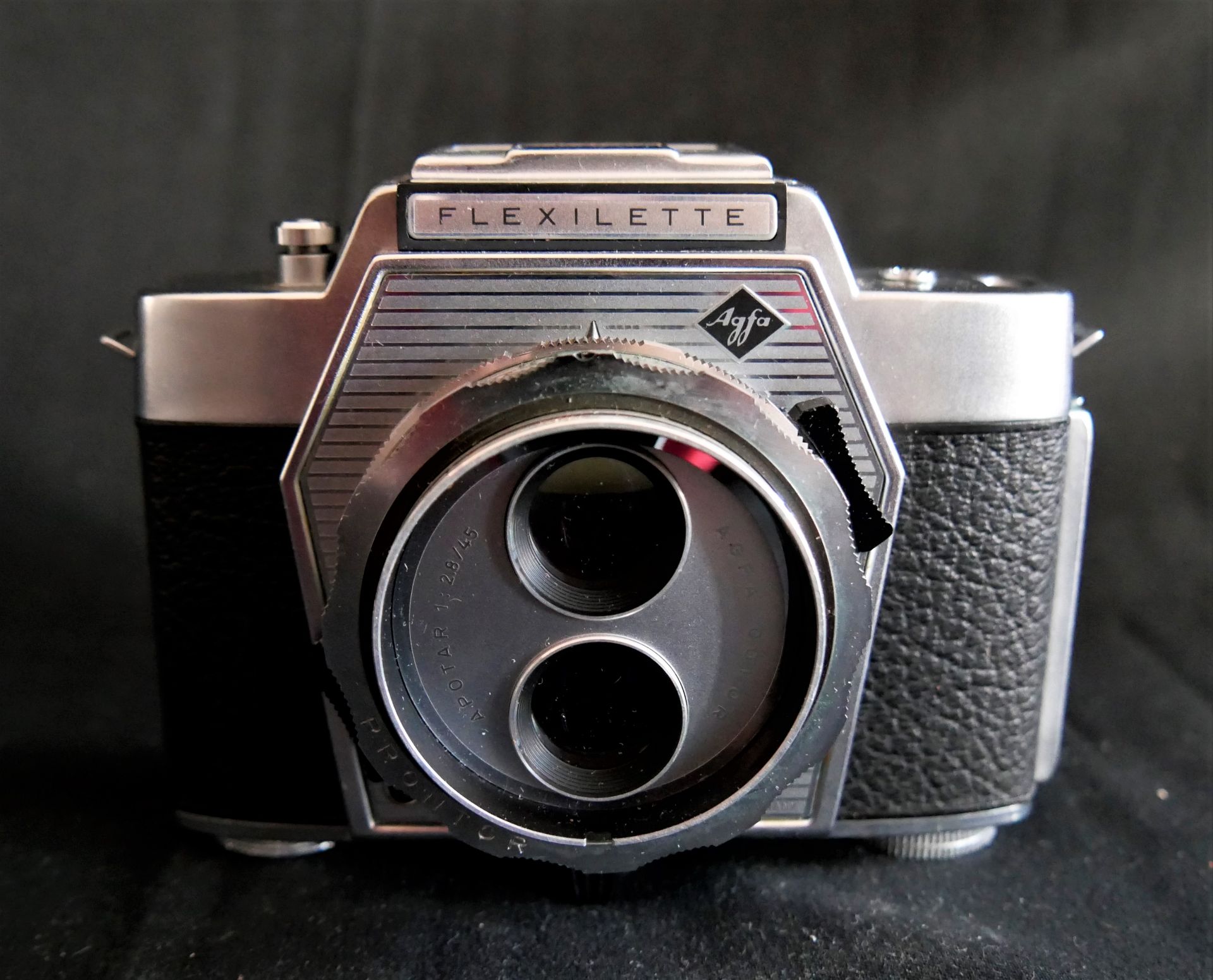 1 KameraAGfa Flexelette mit Objektiv Agfa Color Apotar 2,8/45, 2-äugige Kamera, guter Zustand