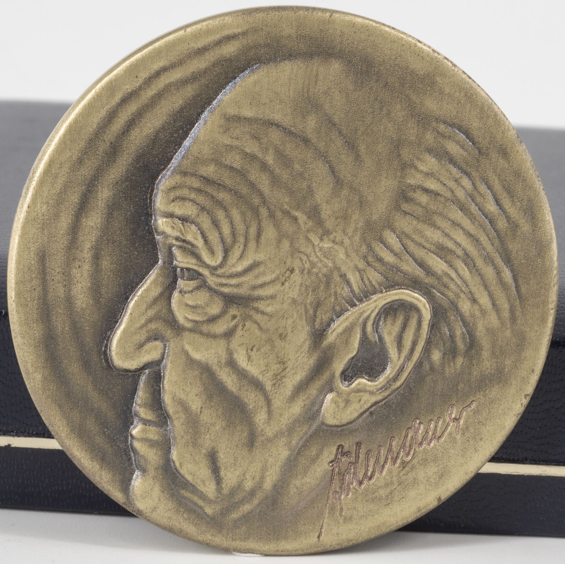 Medaille Adenauer und Kohl, Reliefdarstellung, Durchmesser: ca. 49,7 mm. Gewicht: ca. 45 g. - Bild 2 aus 2