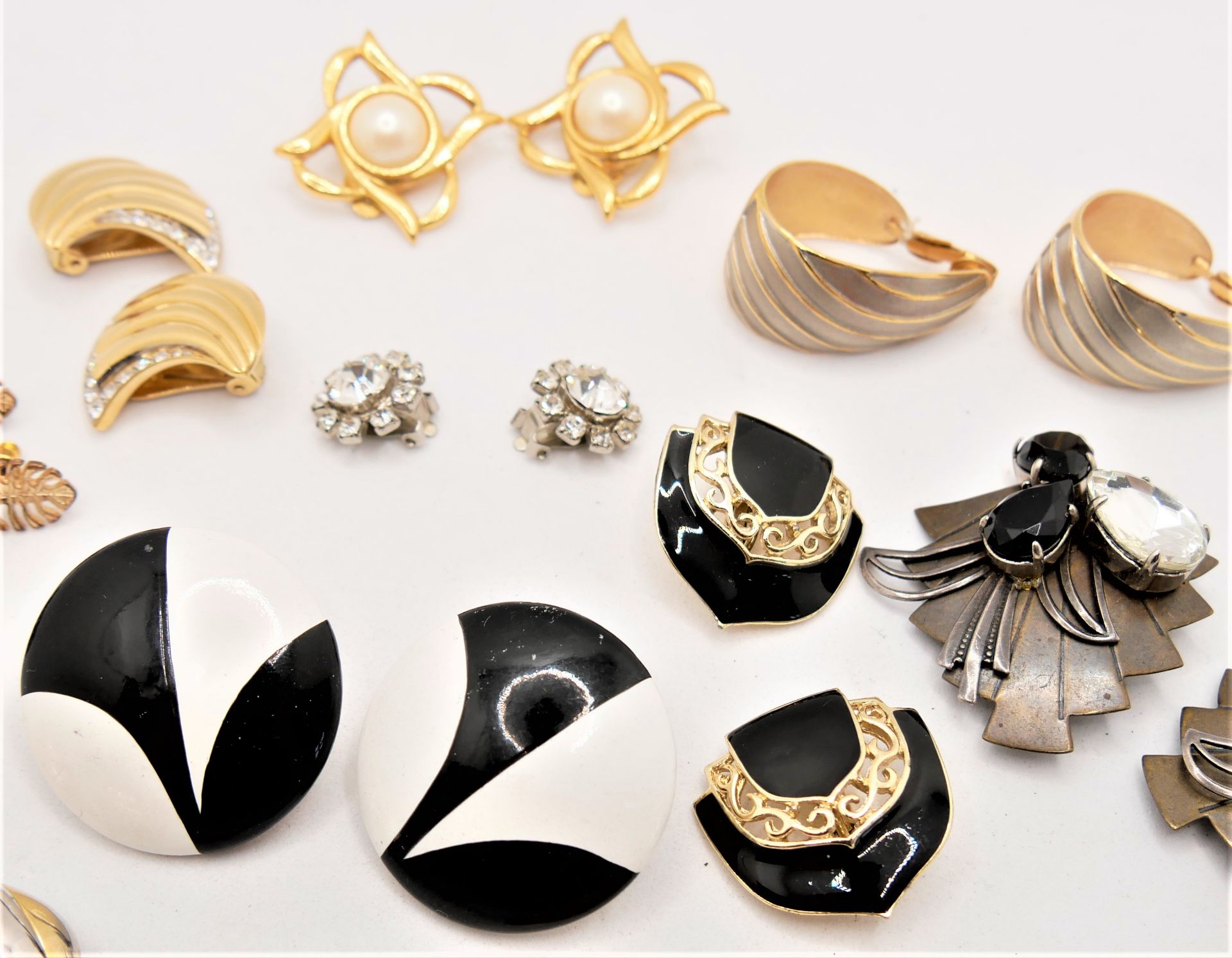 Lot von 11 paar ausgefallene Modeschmuck Ohrringe, bitte besichtigen! - Bild 2 aus 2