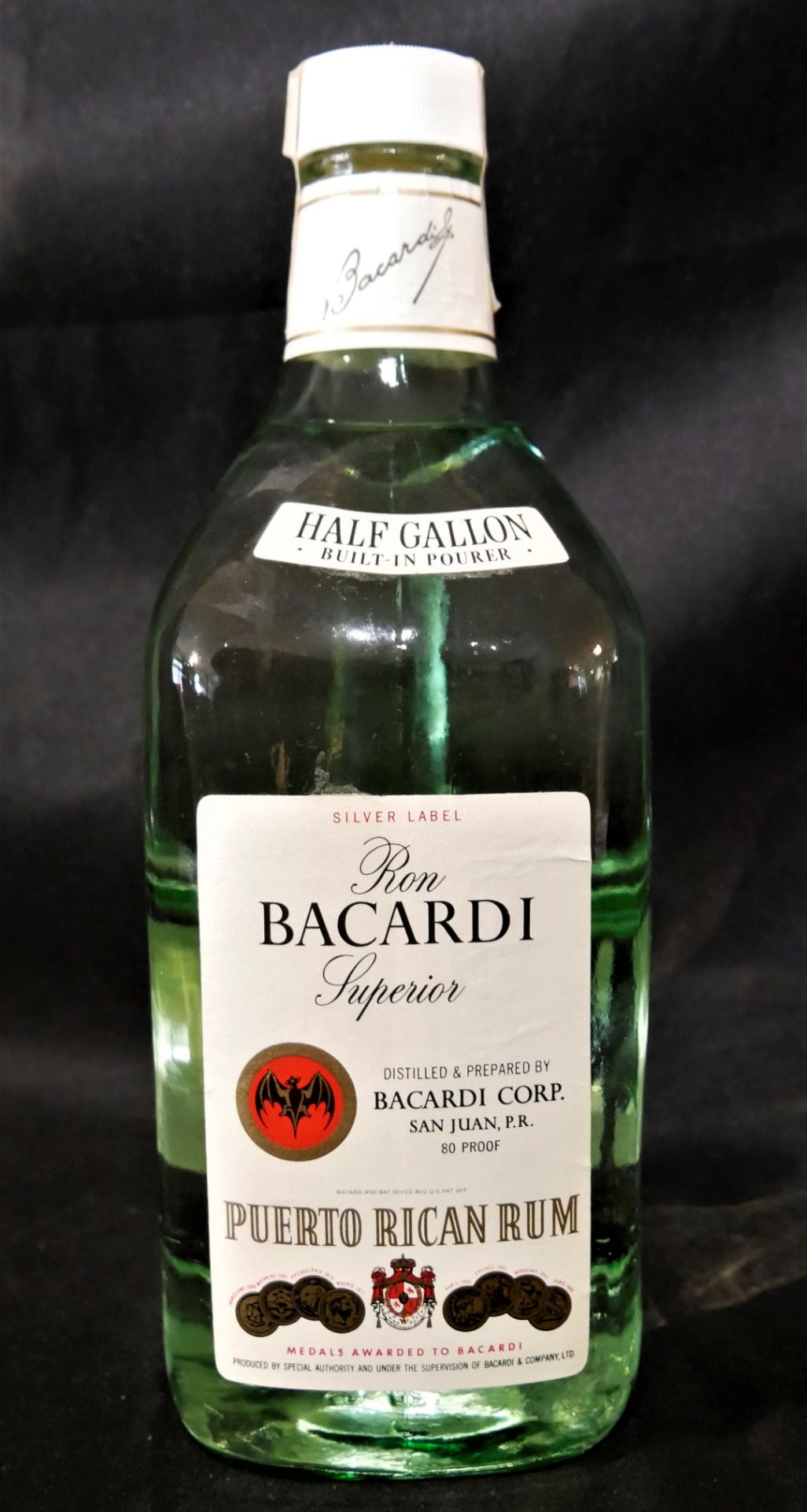 Ron Bacardi, Puerto Rican Rum, Half Gallon - Built in Pourer, Silver Label. Henkelflasche