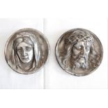 2 Zinn-Reliefbilder, Jesus & Madonnenkopf, Durchmesser ca. 13 cm, alte Stücke