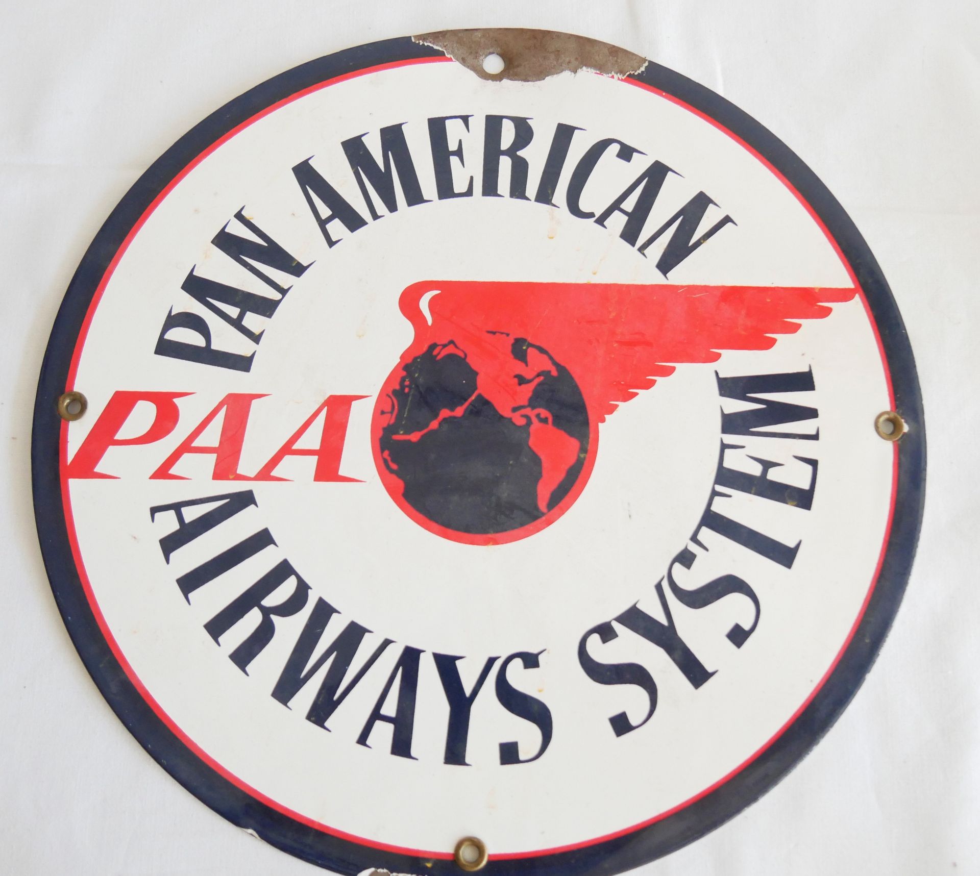 Emaille - Schild USA, 40er Jahre PAN AMERICAN - AIRWAYS System. Am Rand mit Abplatzungen. - Bild 3 aus 3