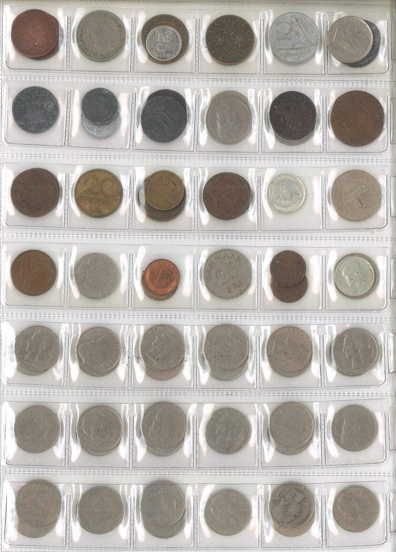 Lot Münzen Europa im Münzalbum, dabei Deutschland, Österreich, Deutsches Reich, Dänemark, etc. Bitte - Bild 4 aus 4