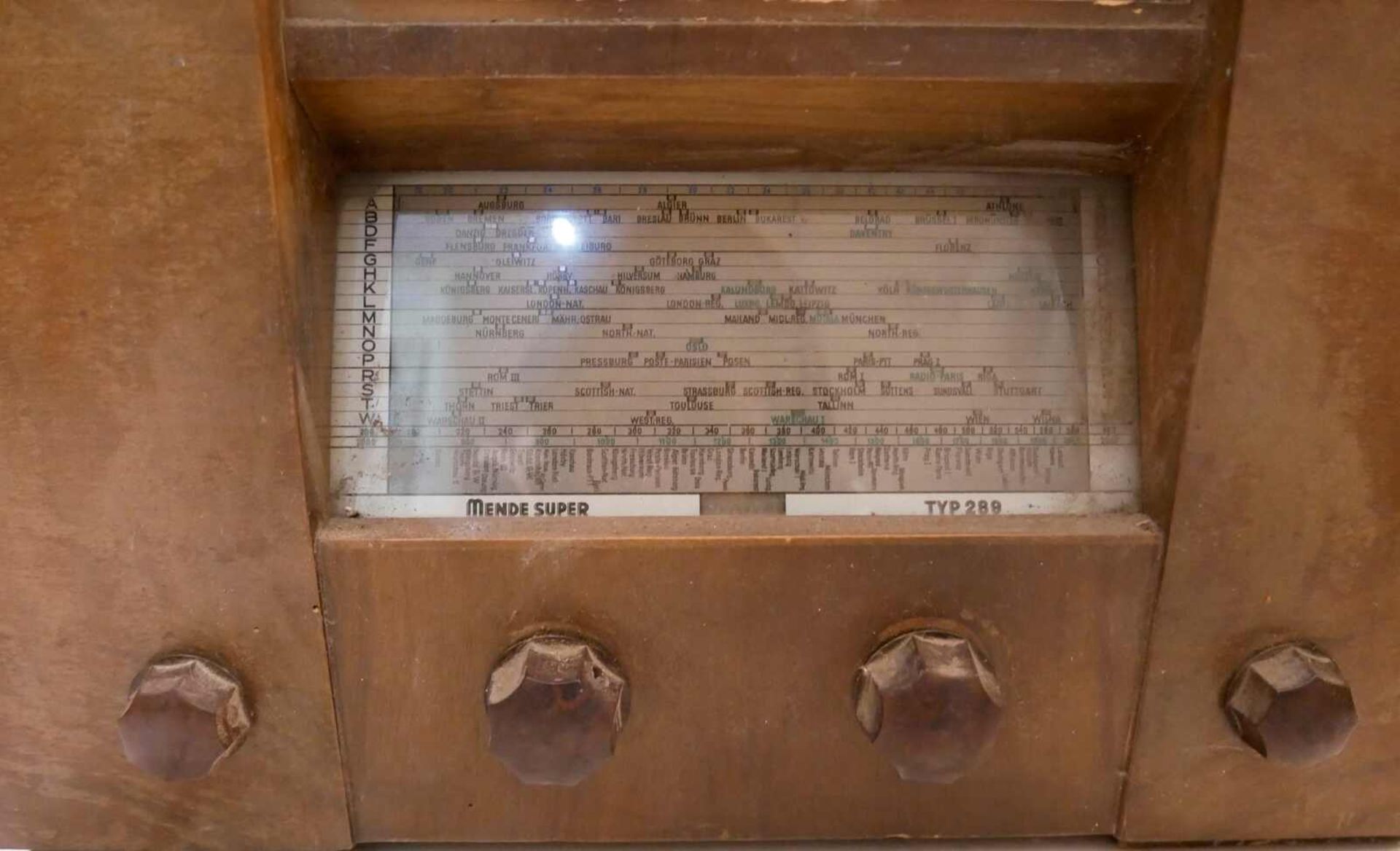 Altes Radio Mende Super Typ 289, Funktion nicht geprüft.