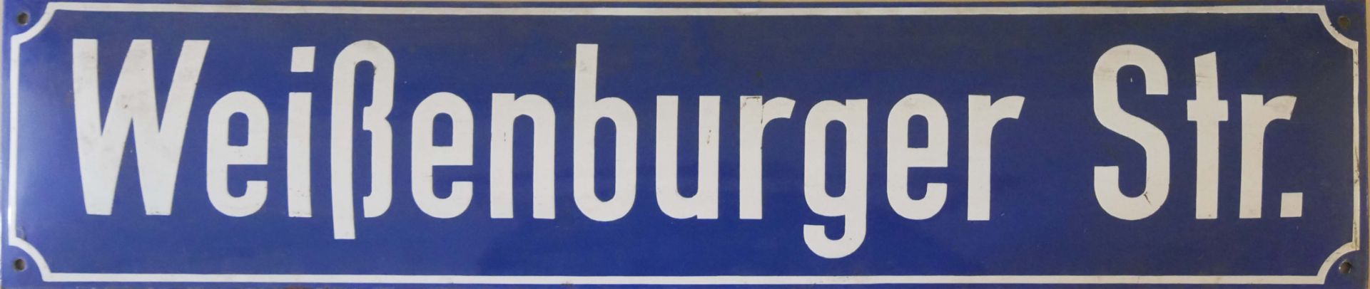altes Emaille Straßenschild "Weißenburger Str." Maße: höhe ca. 18 cm, breite ca. 85 cm