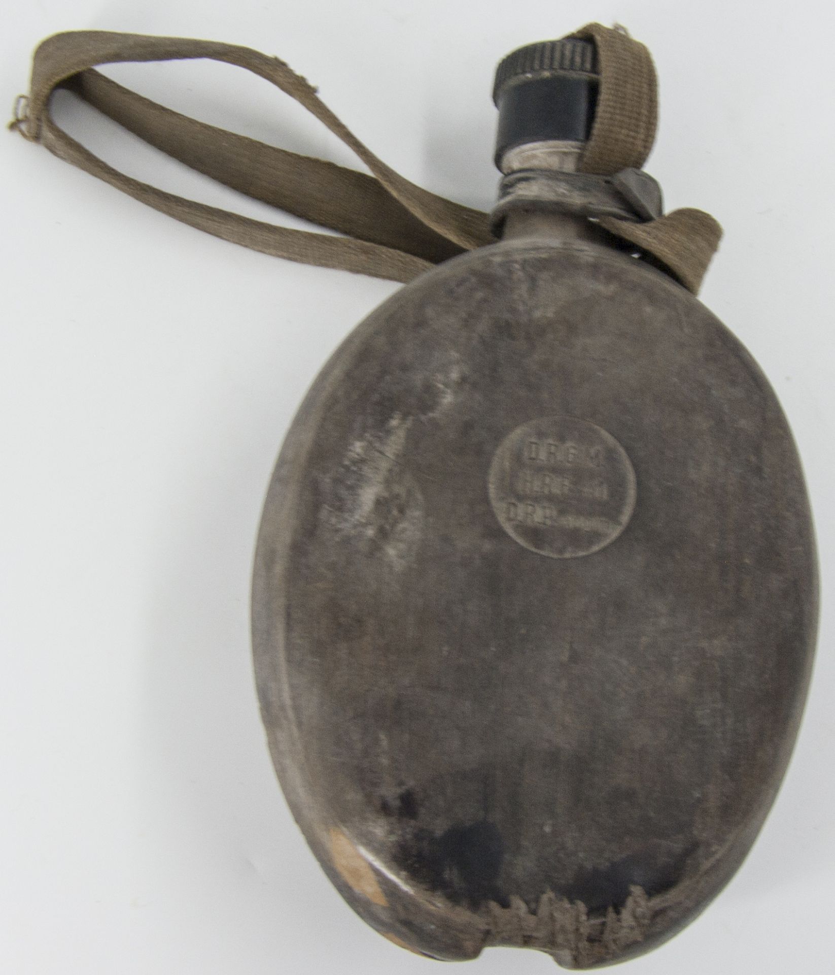 Feldflasche, D.R.G.M. H.R.F. 41. Gebrauchsspuren. - Bild 2 aus 2