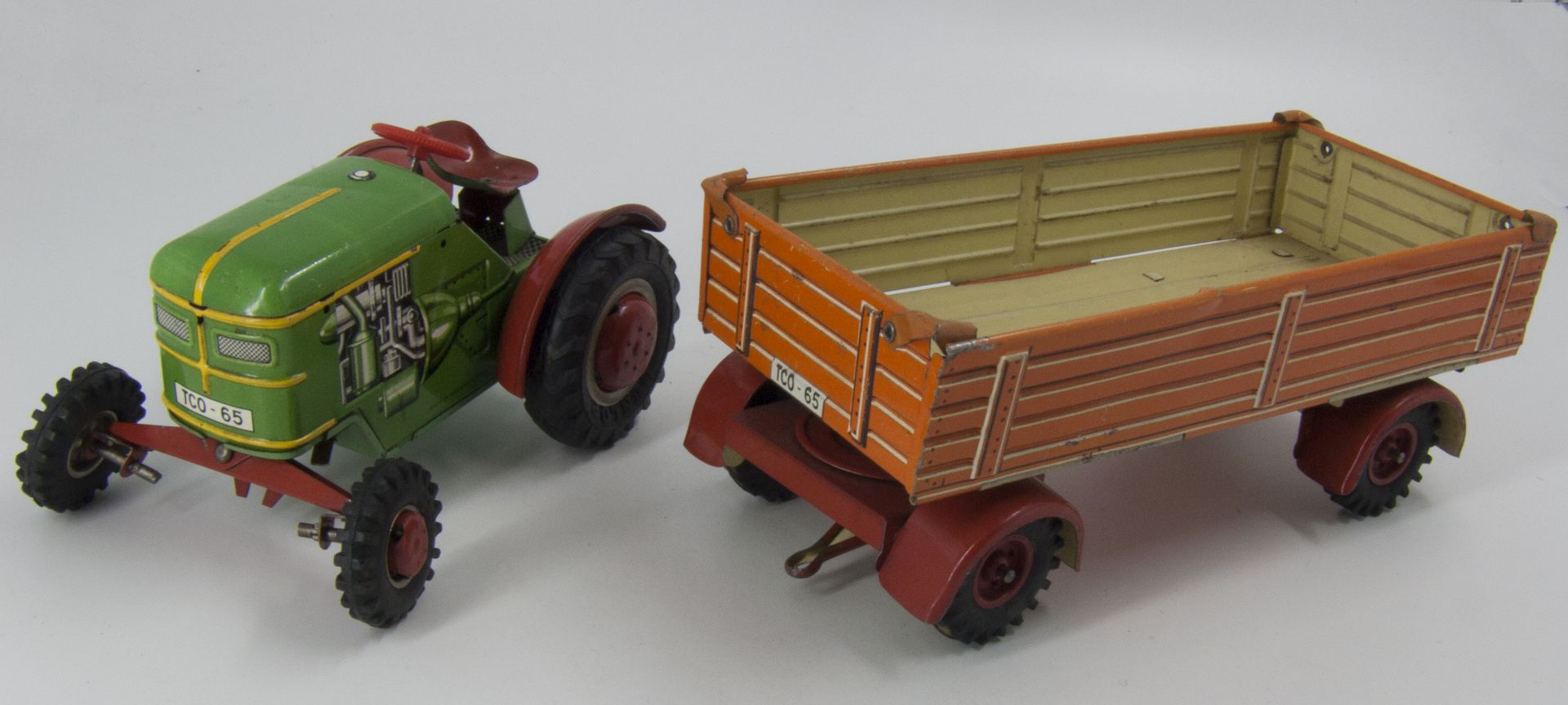 Tippco Traktor mit Anhänger, Blech lithografiert. TCO - 65.