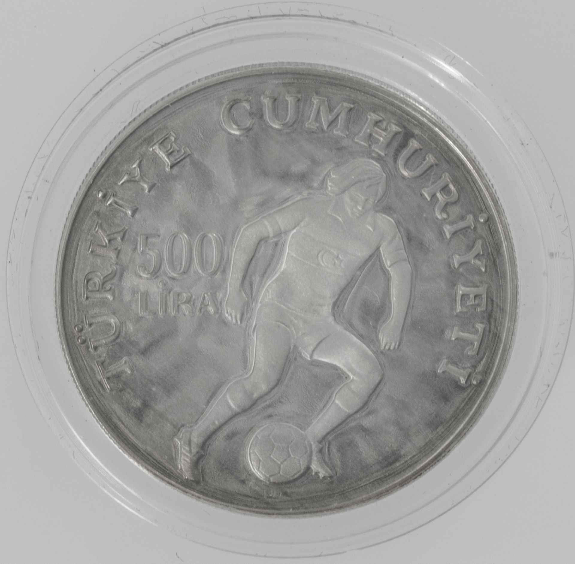 Türkei 1982, 500 Lira - Silbermünze "Fußball WM in Spanien". KM: 952. Erhaltung: stgl. Etwas - Image 2 of 2