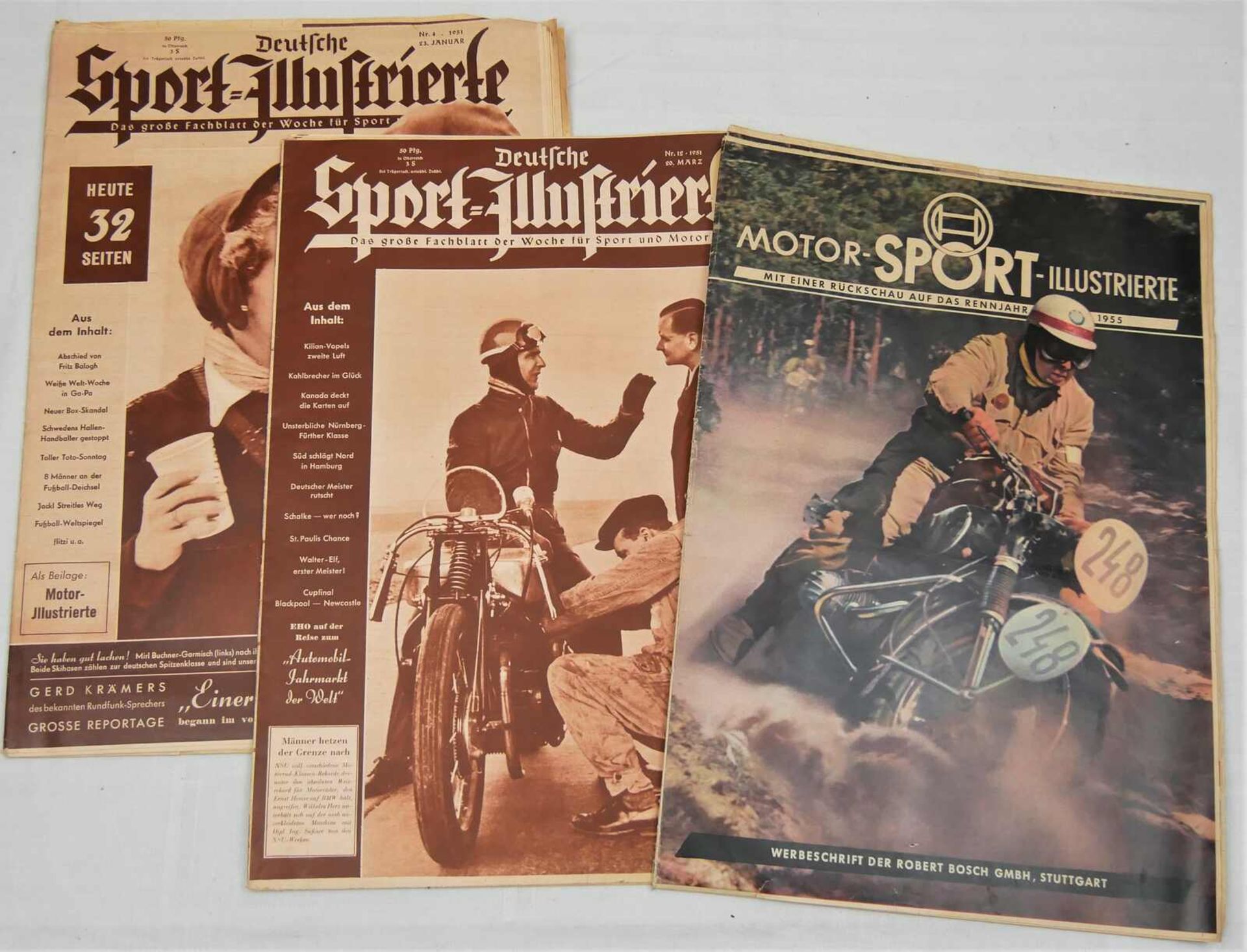 3 alte Magazine, dabei: "Motor-Sport-Illustrierte" mit einer Rückschau auf das Rennjahr 1955, "