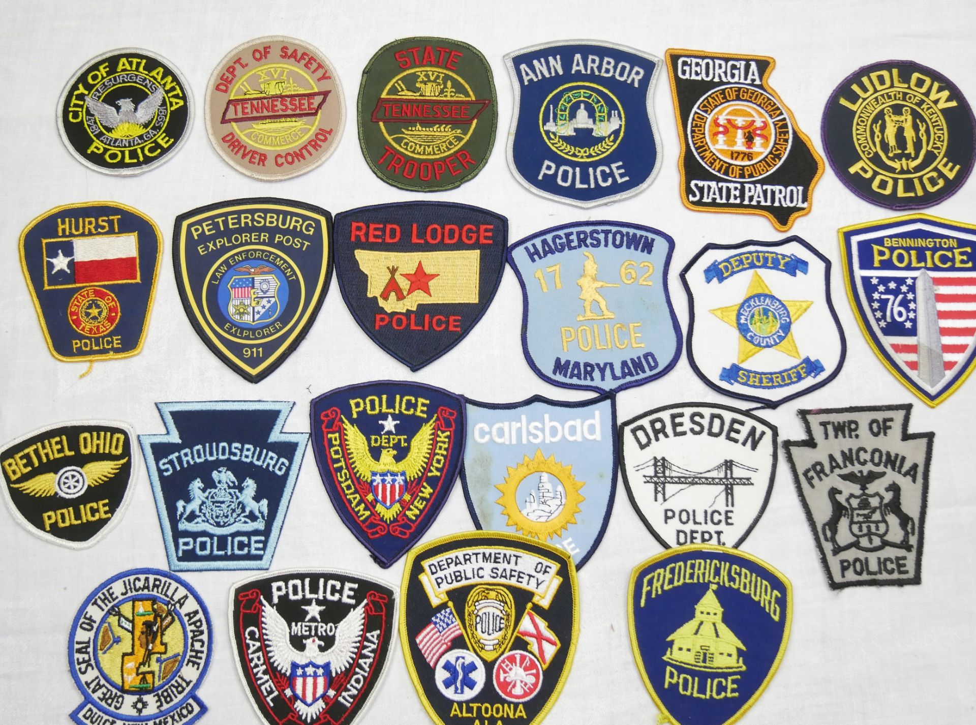 Aus Sammlung! USA Patches, Police Abzeichen. Insgesamt 20 Stück.