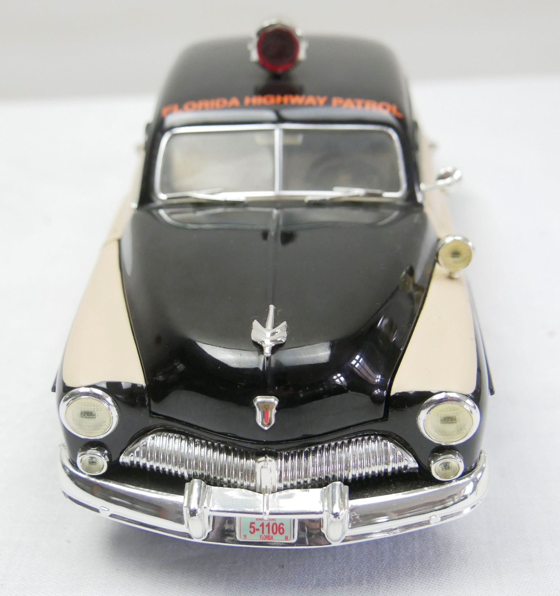 Aus Sammelauflösung! Ford Mercury 1949, "Highway Patrol" beige metallic schwarz, Modellauto Ertl - Image 2 of 3