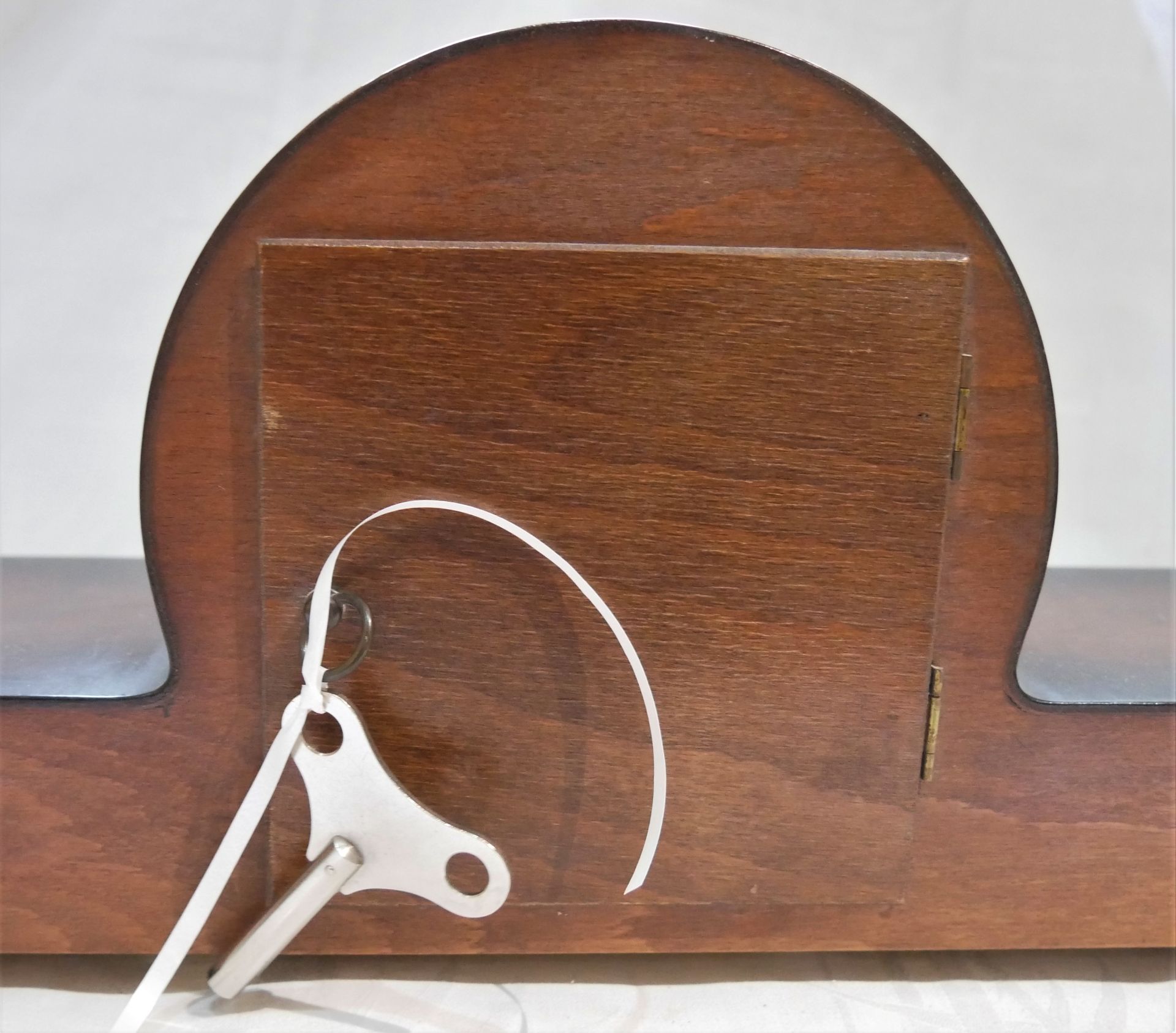 Kaminuhr / Tischuhr von Juwela mit Schlüssel. Länge ca. 54,5 cm, Höhe ca. 19,5 cm - Image 3 of 3