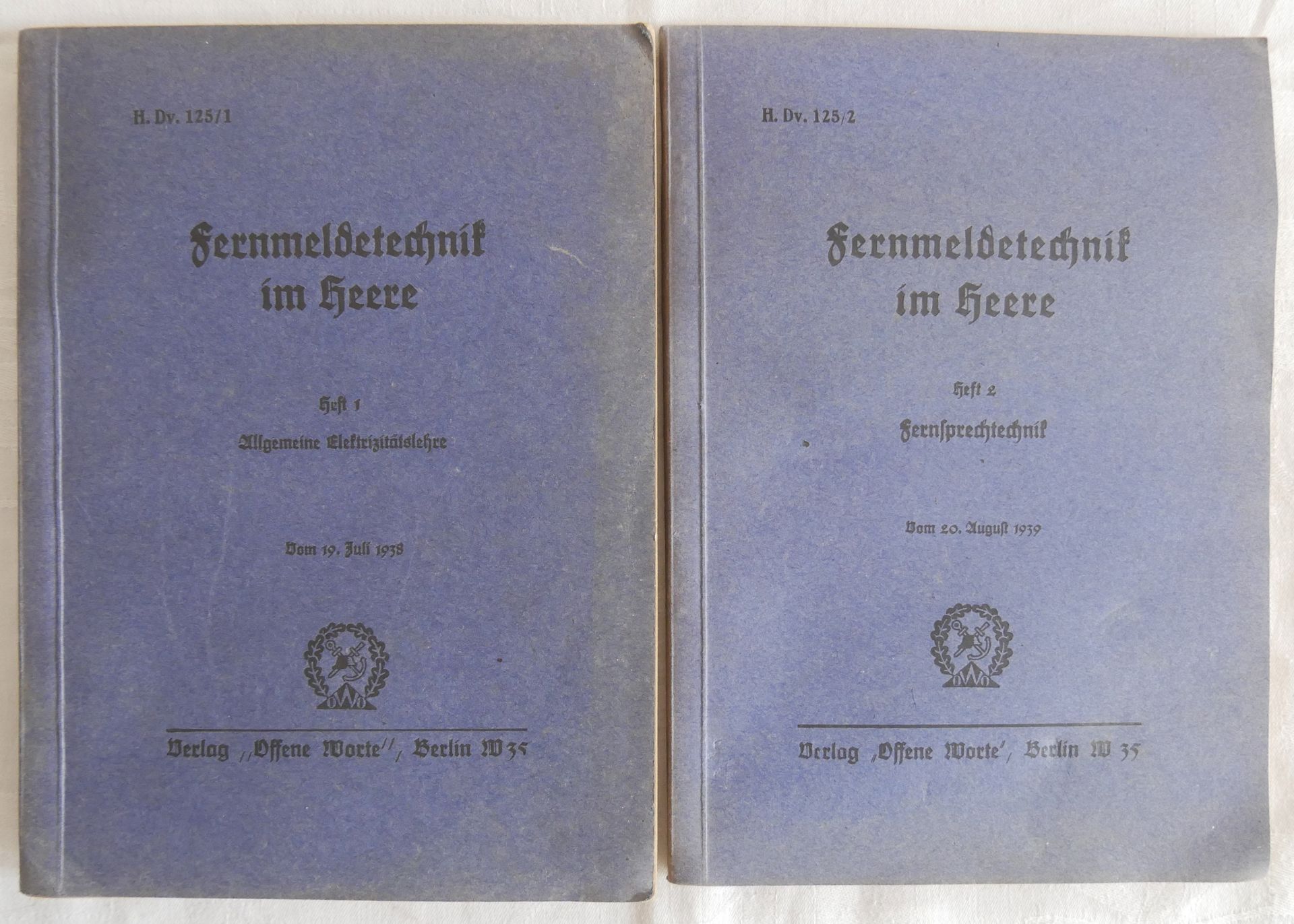 2 Bücher Fernmeldetechnik im Herre. Heft 1+2