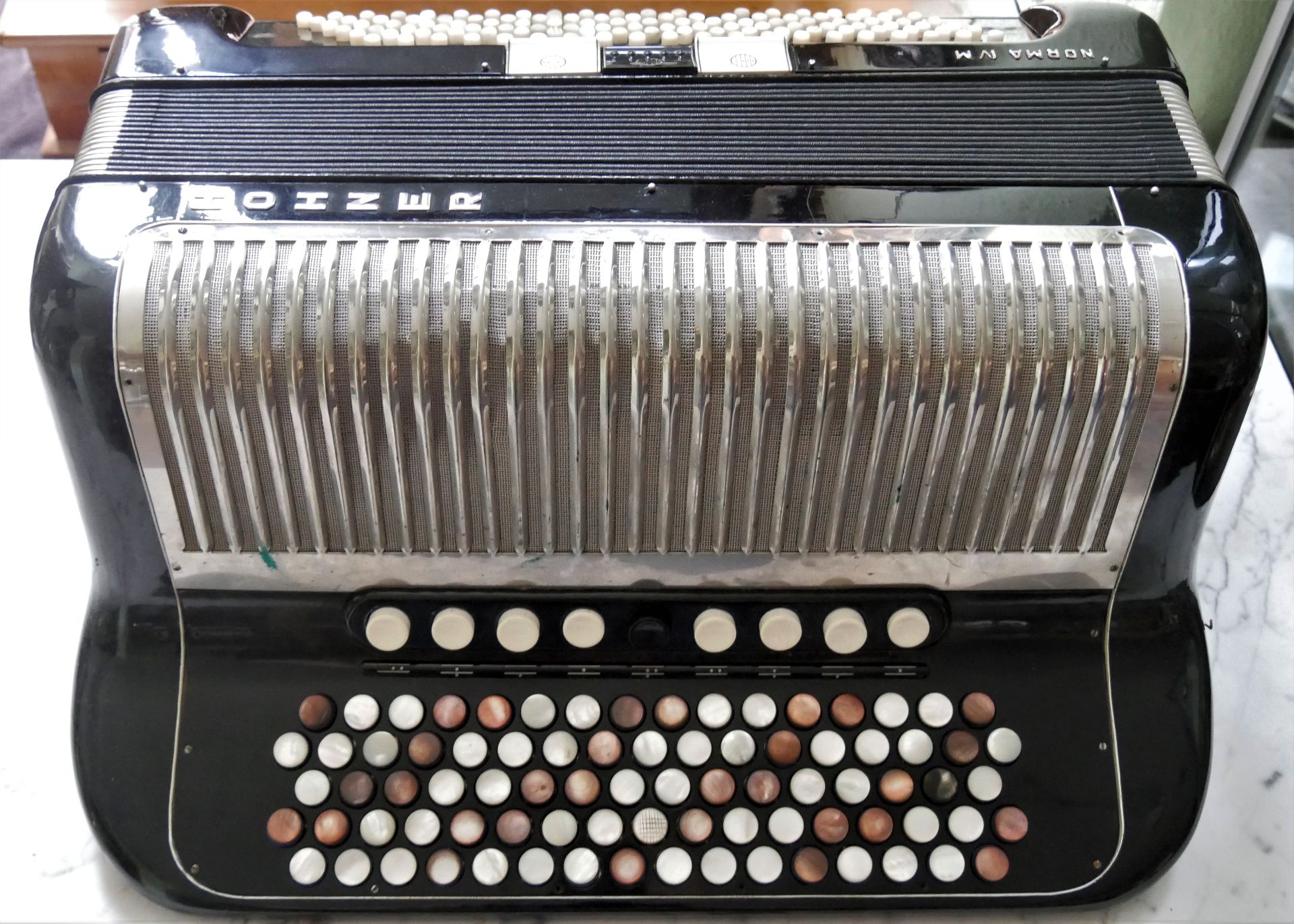 Hohner Akkordeon Norma iv m im Koffer