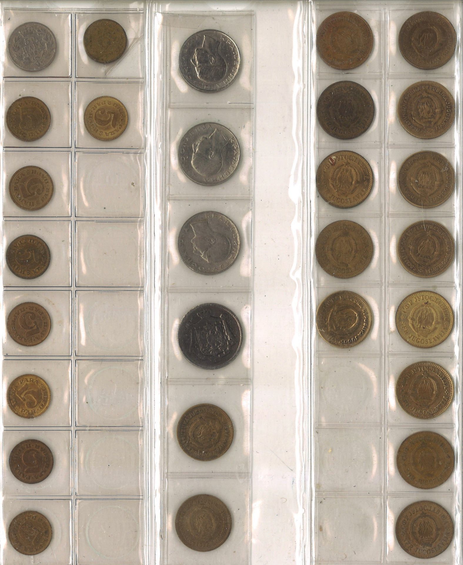 Münzalbum gefüllt mit Münzen aus USA, Jugoslawien, Ungarn, etc. dabei alleine 15 Half-Dollar - Bild 5 aus 5