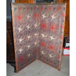AN EARLY 20TH CENTURY BI-FOLD SCREEN MOUNTED WITH A PAISLEY SHAWL STYLE FABRIC, 166CM WIDE