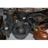 SELECTION OF TEN ITEMS OF MIXED PEWTER WARE INCLUDING PEPPER SHAKERS, TANKARDS, ETC, THE LARGEST