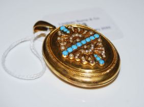 VICTORIAN YELLOW METAL, TURQUOISE AND PEARL SET OVAL SHAPED LOCKET, THE COVER WITH STYLISED ATHENIAN