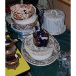 GROUP OF MIXED CERAMICS INCLUDING A 19TH CENTURY WHITE GLAZED GILT DECORATED CHEESE PLATE AND BELL