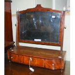 A 19TH CENTURY MAHOGANY AND BOXWOOD LINED DRESSING TABLE MIRROR, THE BASE FITTED WITH THREE SMALL
