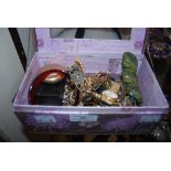 JEWELLERY BOX CONTAINING LARGE COLLECTION OF ASSORTED COSTUME JEWELLERY, BROOCHES, NECKLACES,