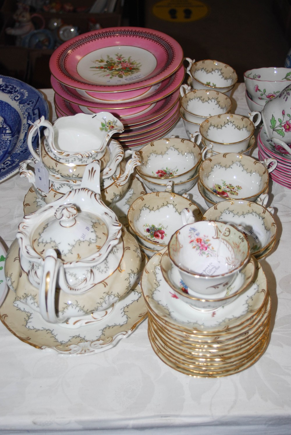 LATE 19TH CENTURY PAINTED ENGLISH PORCELAIN TEA SET WITH BEIGE GROUND AND GILT DECORATION WITH