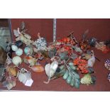 COLLECTION OF TWENTY-FOUR ASSORTED POLISHED STONE AND AGATE ORNAMENTAL FRUITS.