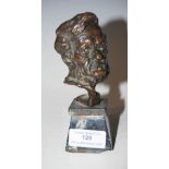 AN EARLY 20TH CENTURY BRONZE BUST OF RICHARD WAGNER, SIGNED 'JOUANT' FOR JULES JOUANT (FRENCH 1863 -
