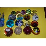 COLLECTION OF SEVENTEEN ASSORTED SCOTTISH GLASS PAPERWEIGHTS.
