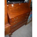 EARLY 20TH CENTURY GEORGE III STYLE MAHOGANY BUREAU.