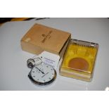 A BREITLING STAINLESS STEEL STOP WATCH, CIRCA 1970S, NO. 31516A, WITH ORIGINAL BOX AND BOOKLET, 7.