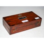 GEORGE III MAHOGANY AND LACQUERED BRASS CASED SET OF TRAVELLING APOTHECARY SCALES.