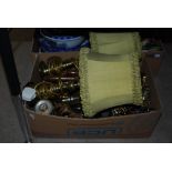 BOX OF ASSORTED HOUSEHOLD BRASS WARE TO INCLUDE TABLE LAMPS, CANDLESTICKS, SHOVELS, FIRE TOOLS,