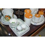 A GROUP OF PORT MEIRION SERVING WARE, INCLUDING 'BOTANIC GARDENS' PATTERN AND 'ORANGES AND LEMONS'