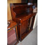 A 19TH CENTURY ROSEWOOD CHIFFONIER