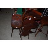 A 19TH CENTURY MAHOGANY BUTLERS ASSISTANT/ CUTLERY STAND TOGETHER WITH A THREE-TIER FOLDING CAKE