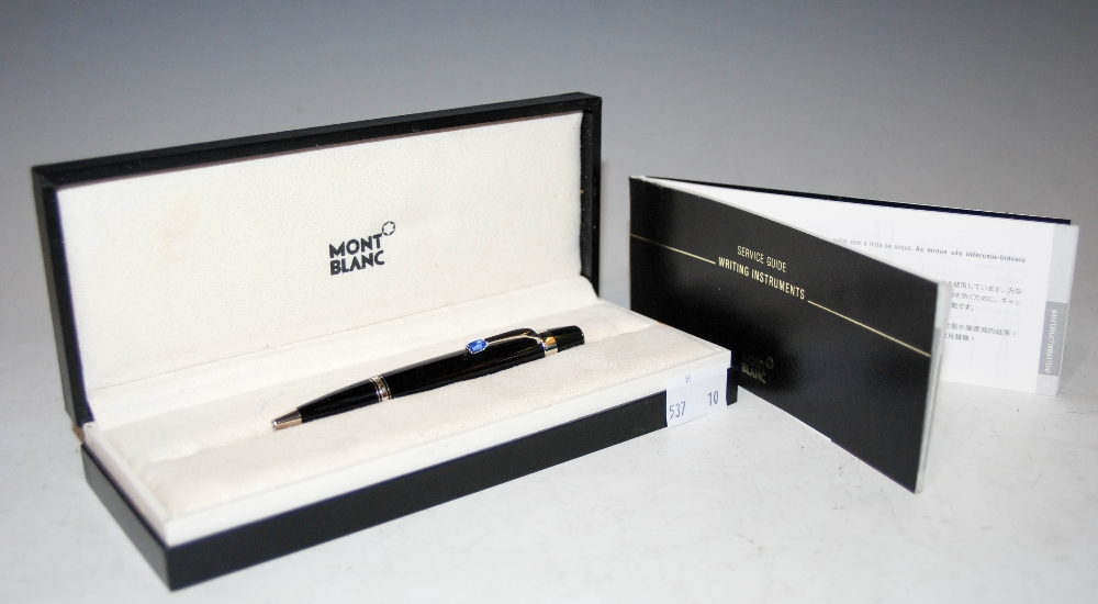 A CASED MONT BLANC BALLPOINT PEN AND SERVICE GUIDE