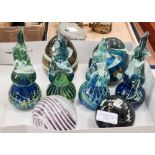 A COLLECTION OF MALTESE GLASS PAPERWEIGHTS TO INCLUDE FOUR MDINA HORSE EXAMPLES AND FOUR OTHER