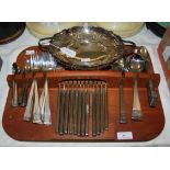 A MID CENTURY STAINLESS STEEL CUTLERY SET, JONELLE, JAPAN, MOUNTED ON WOODEN TRAY TOGETHER WITH AN