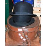 HAT BOX CONTAINING TWO VINTAGE BOWLER HATS, ONE BY 'CHRISTYS' LONDON', THE OTHER 'THE CHESTERGATE