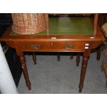 A LATE 19TH CENTURY WRITING TABLE WITH RECTANGULAR TOP, GREEN AND GILT LEATHER INSERT ABOVE A SINGLE