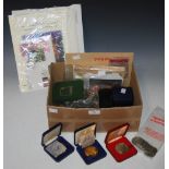 COLLECTION OF ASSORTED COINAGE TO INCLUDE ROYAL MINT 'ORDER OF THE THISTLE' SILVER COMMEMORATIVE
