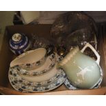 BOX - ASSORTED CERAMICS AND GLASSWARE TO INCLUDE A LOSSEL WARE TULIP PATTERN GLASGOW SCHOOL STYLE