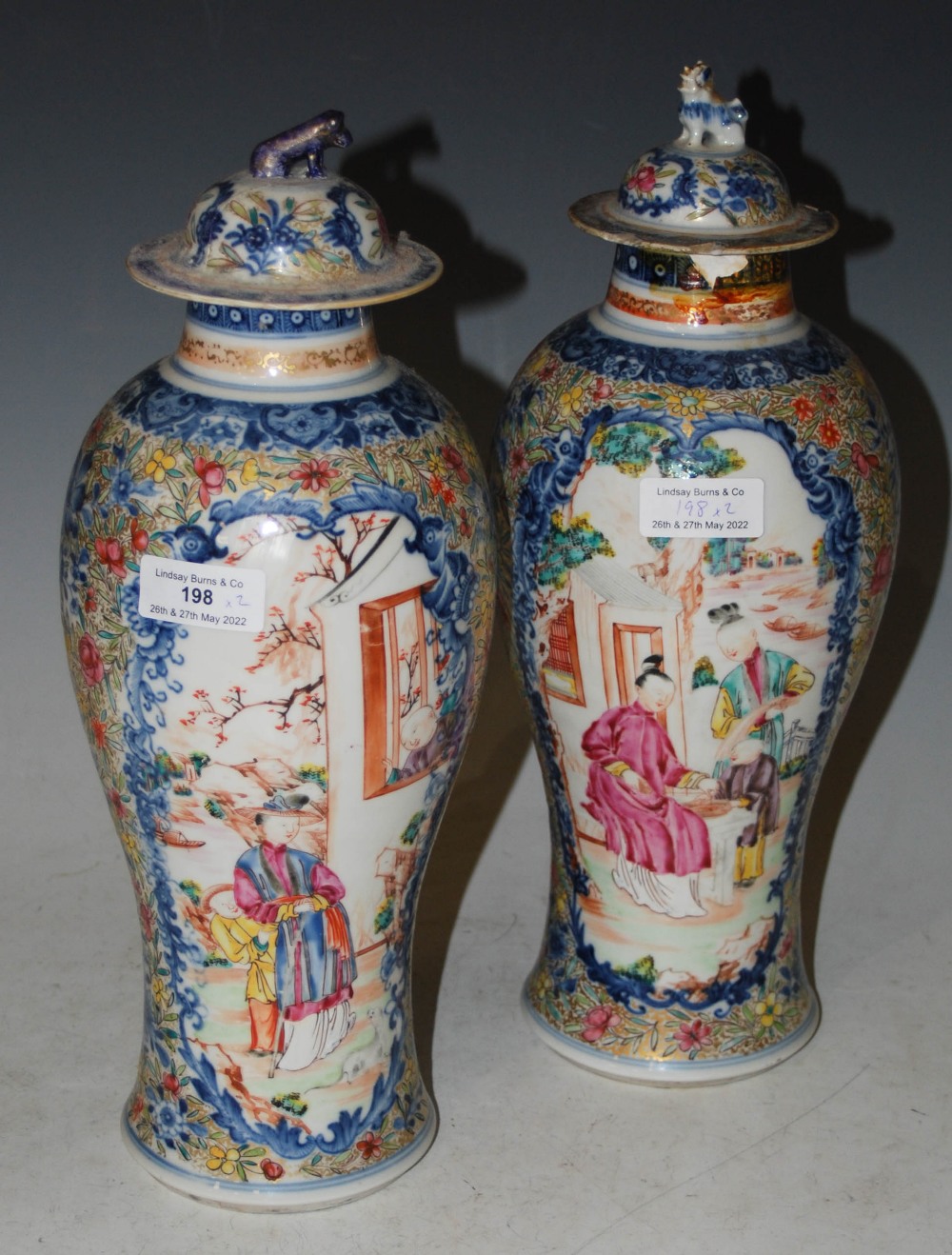 A PAIR OF CHINESE PORCELAIN BLUE AND WHITE JARS AND COVERS, QING DYNASTY, WITH FAMILLE ROSE ENAMEL