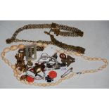 A BOX OF ASSORTED COSTUME JEWELLERY TO INCLUDE YELLOW METAL NECKLACES, BEAD NECKLACE, WHITE METAL