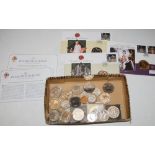 A COLLECTION OF ASSORTED COMMEMORATIVE CROWNS, COMMEMORATIVE COIN COVERS ETC