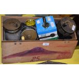 BOX - ASSORTED FISHING REELS TO INCLUDE TURNBALL - PRINCES STREET EDINBURGH, COWAN OF EDINBURGH, A