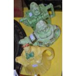 THREE EARLY 20TH CENTURY NOVELTY TEAPOTS, INCLUDING A VINTAGE GREEN GLAZED LINGARD, WEBSTER AND