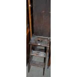 EARLY 20TH CENTURY STAINED PINE LIBRARY/ PANTRY STEP